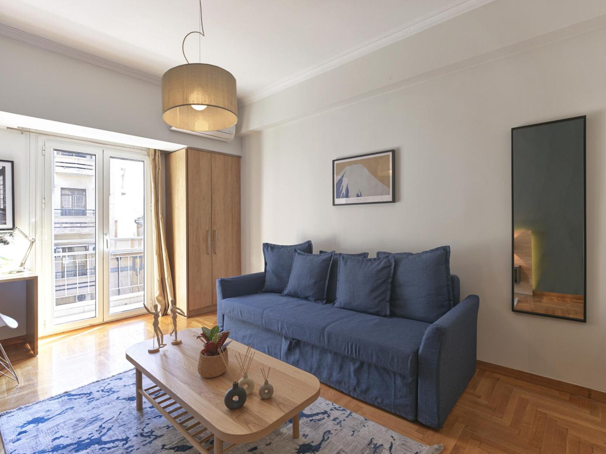 Apartamento Modern Haven Near Archaeological Museum Atenas Exterior foto