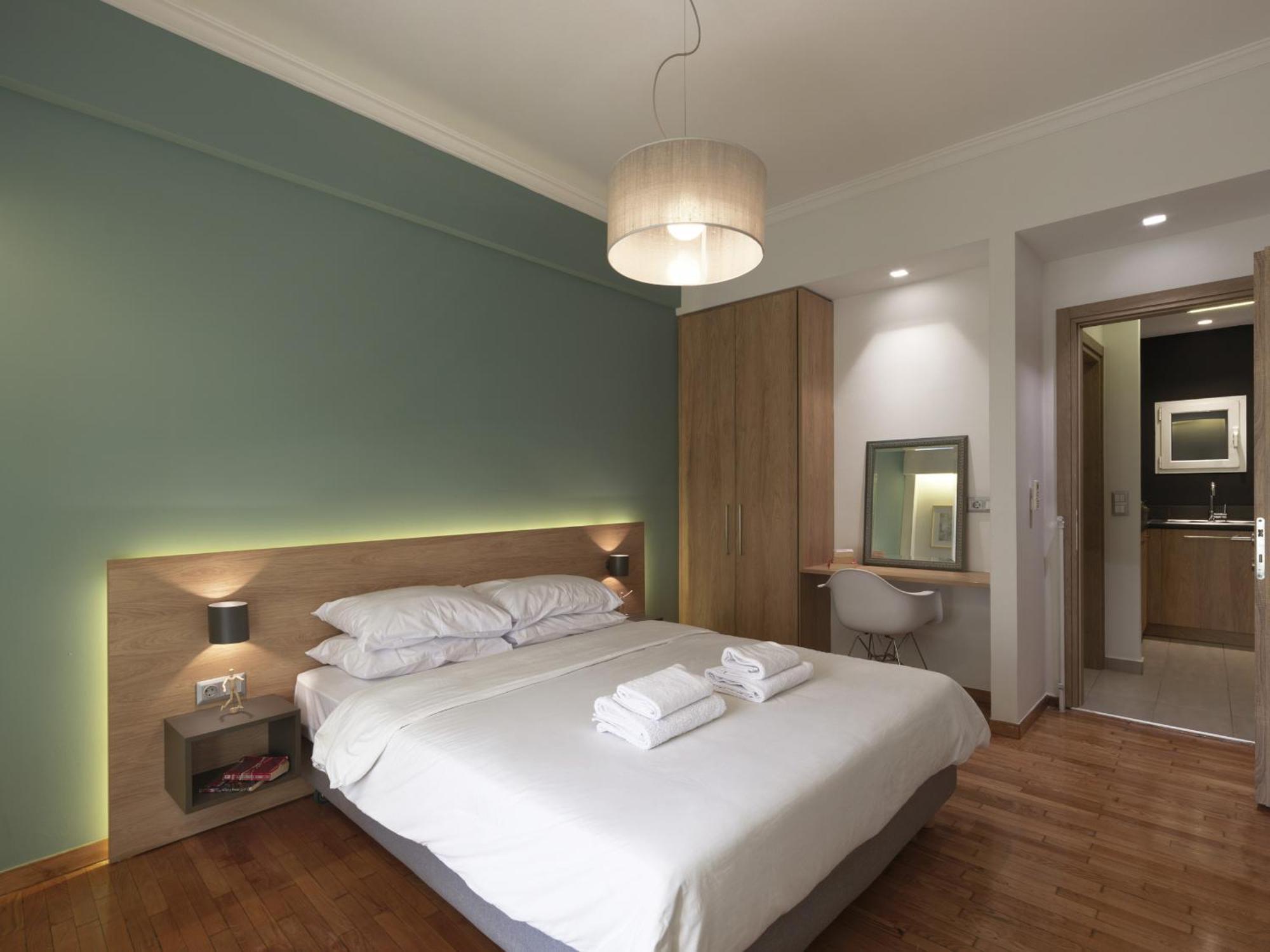 Apartamento Modern Haven Near Archaeological Museum Atenas Exterior foto