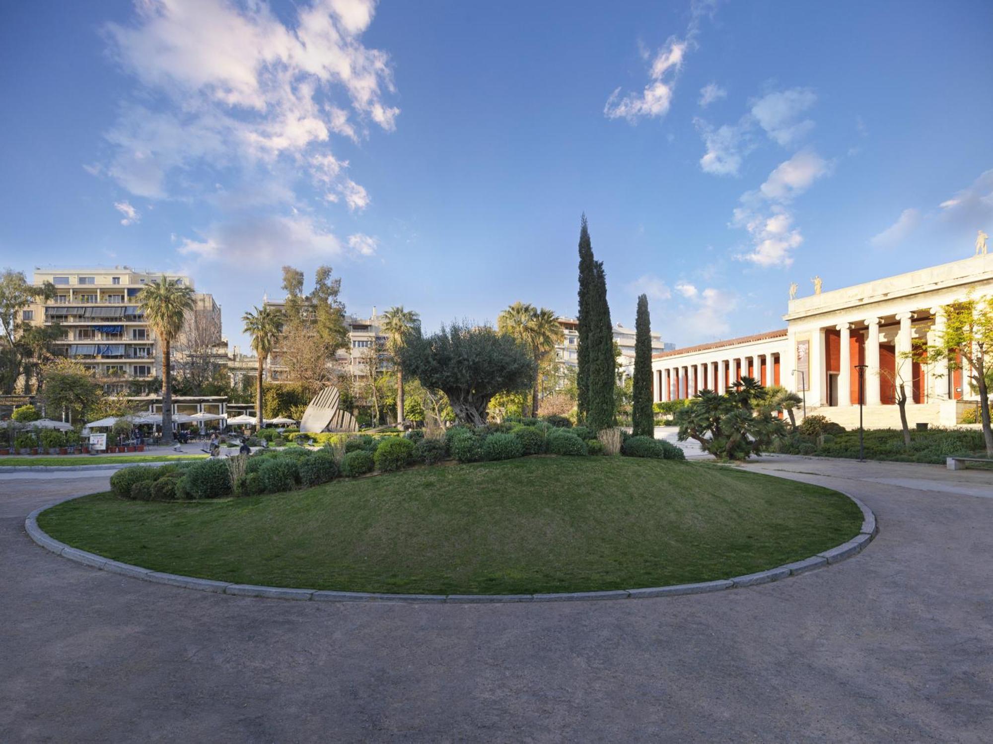Apartamento Modern Haven Near Archaeological Museum Atenas Exterior foto